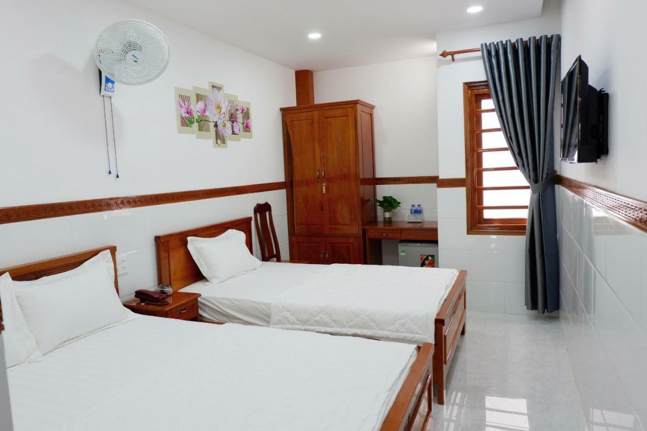 Thy Hung Legacy Hotel Tuy Hoa Exterior photo