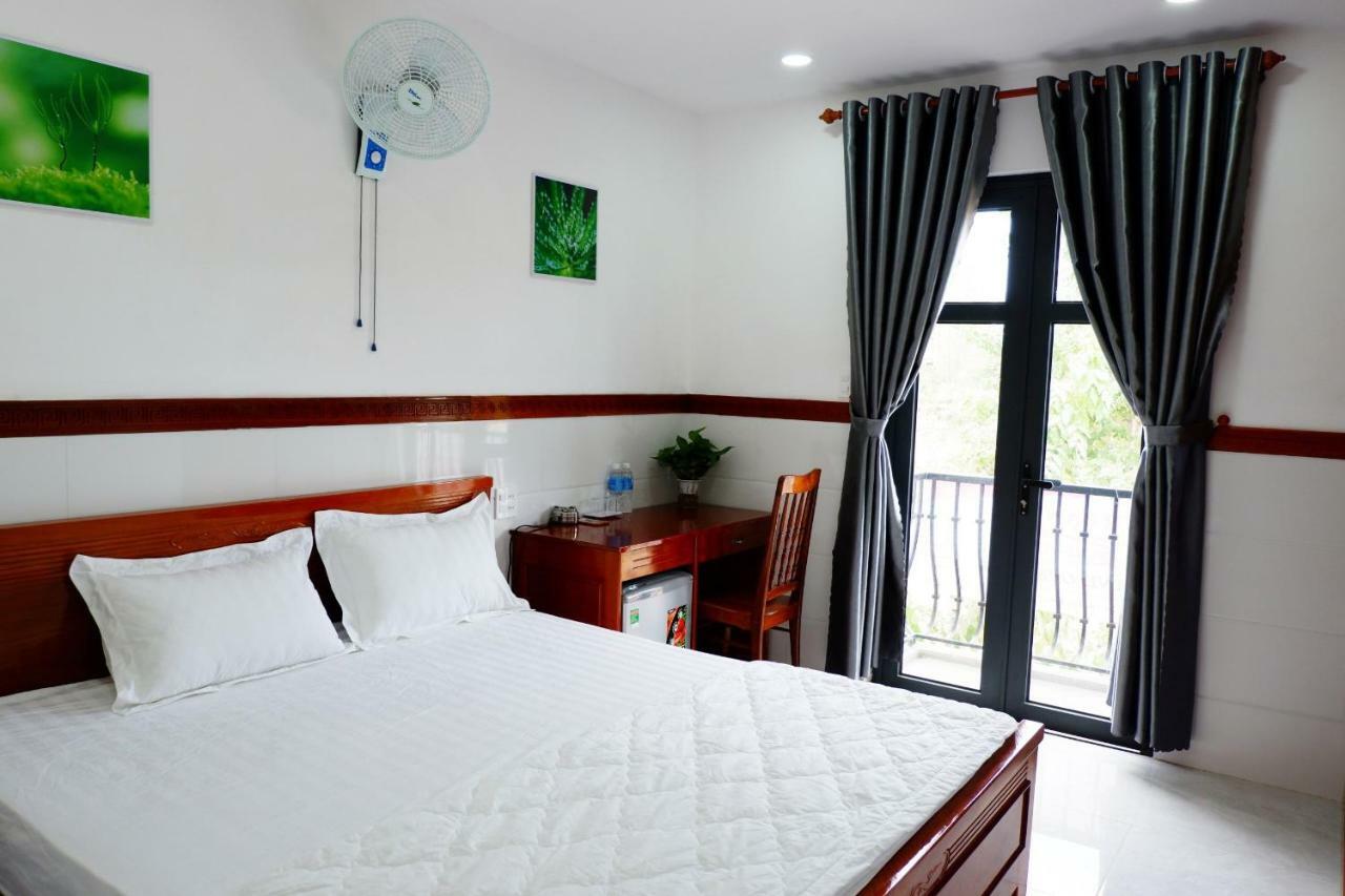 Thy Hung Legacy Hotel Tuy Hoa Exterior photo