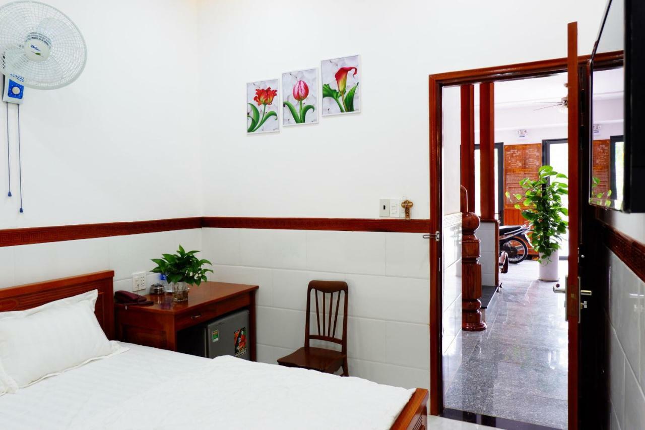 Thy Hung Legacy Hotel Tuy Hoa Exterior photo